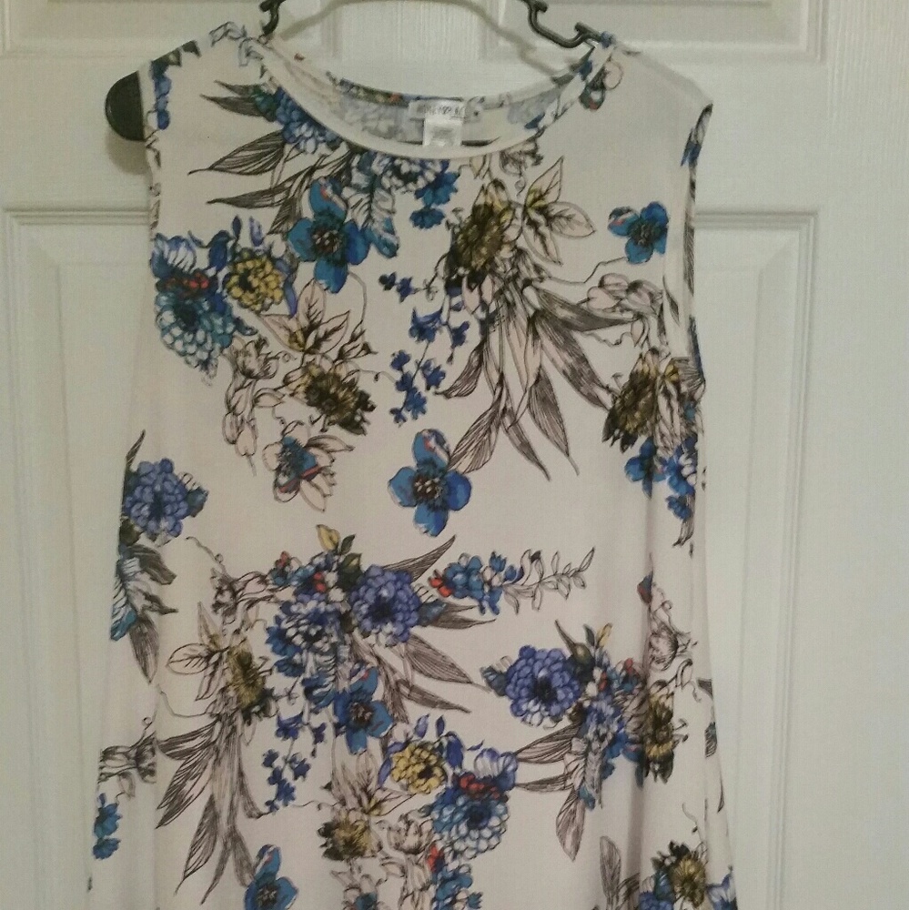 Medium Floral Sunnyvale